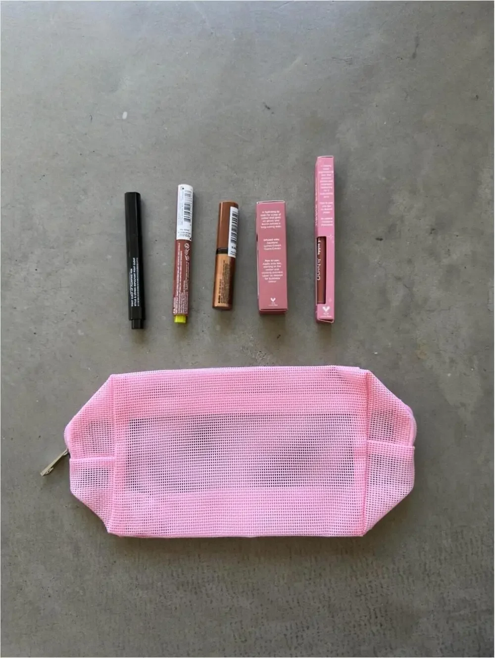 Beauty Lip Bundle / 6pc Makeup Set w Mesh Bag / Pink